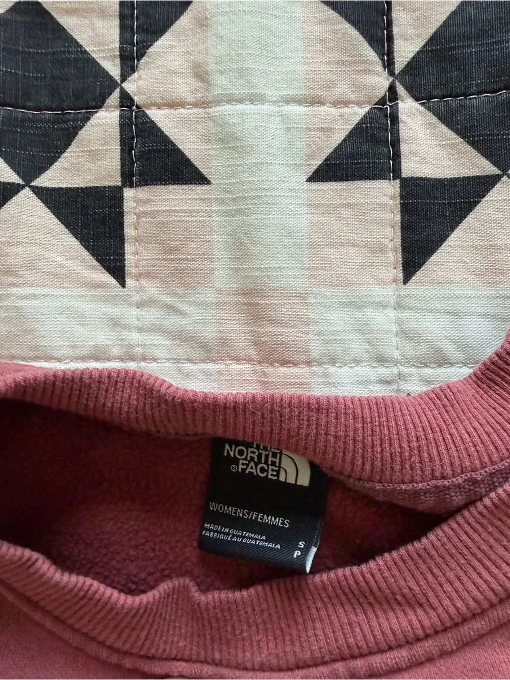 The North Face Unisex Crewneck Sweatshirt in Dusty Rose
